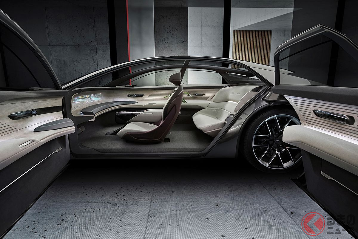 アウディ「グランドスフィア・コンセプト」の室内。ドアは観音開き