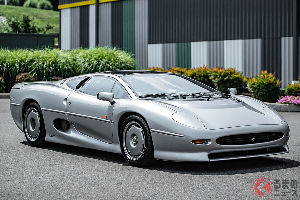 走行距離わずか6837kmのローマイレージ車両のジャガー「XJ220」(C)2021 Courtesy of RM Sotheby's