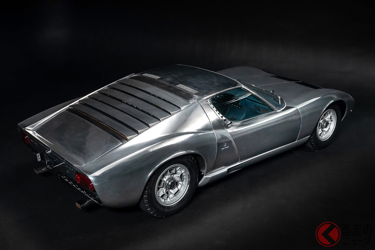 新車として生産された際のボディカラーはホワイト/グレーであった。このままにするかペイントするかは4人目のオーナーの思うままだ(C)2021 Courtesy of RM Sotheby's