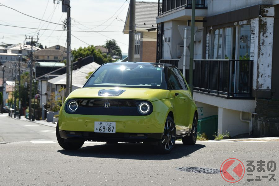 街中ベストなホンダe。キビキビ走る姿が可愛すぎる!