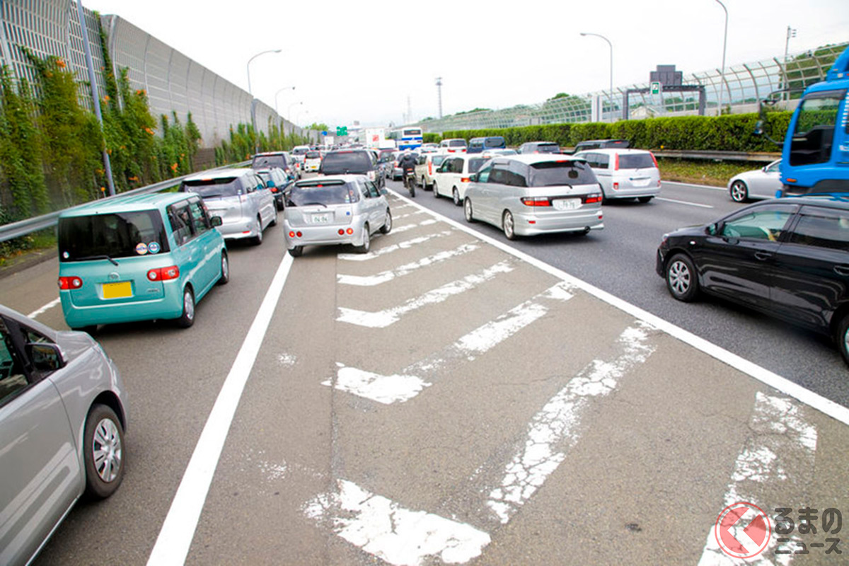 合流時は無理に割り込まず先頭までいったから合流するのが望ましい
