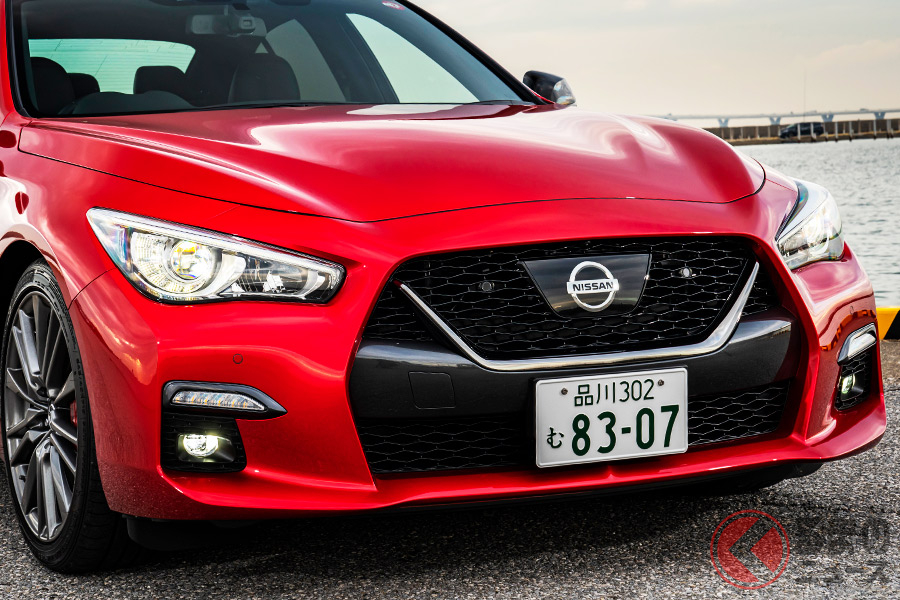 ビッグマイナーチェンジで“GT-R顔”となった日産「スカイライン」