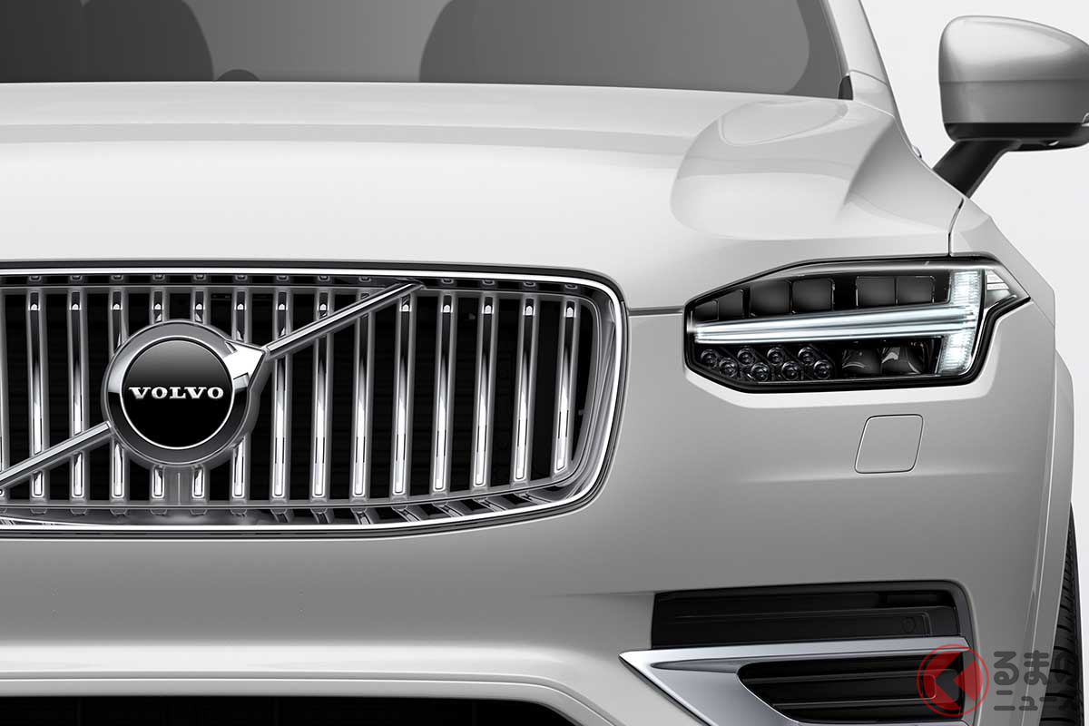 ボルボはSUV「XCシリーズ」が好調を牽引。写真のフラッグシップSUV「XC90」は2021年1−9月、世界で8万402台を販売し、「XC60」「XC40」に次ぎ3位の販売台数となった