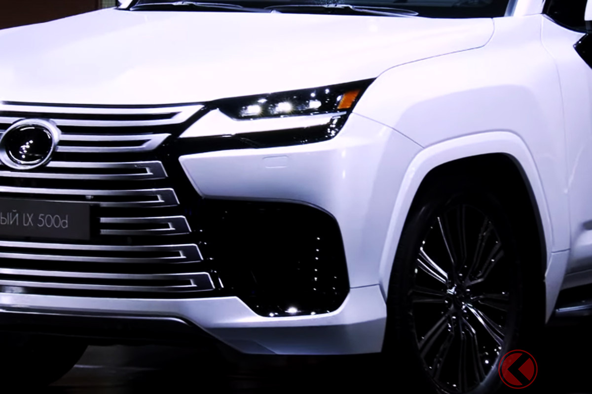 レクサス新型「LX500d」(レクサス ロシア 公式YouTubeより)