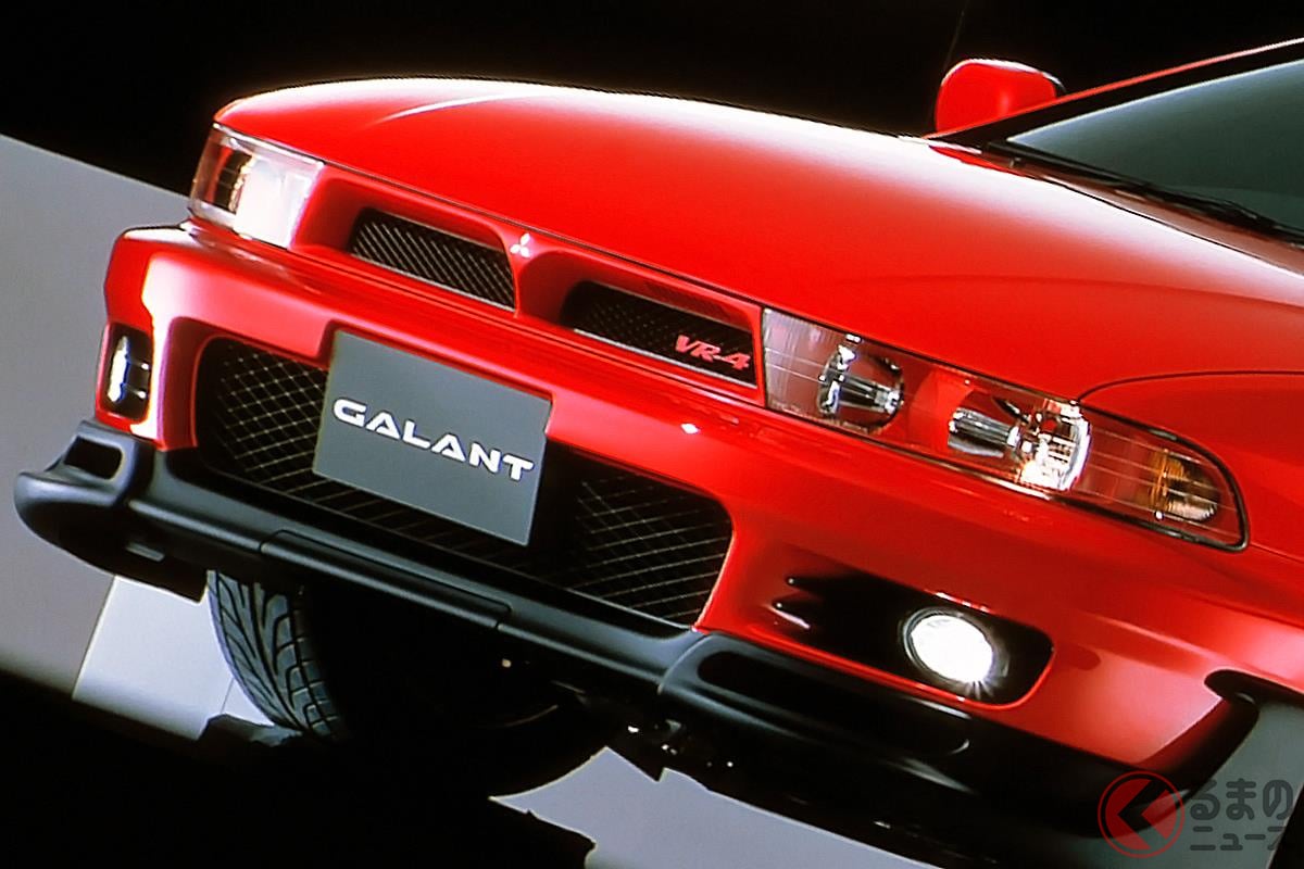 高性能ツインターボエンジンを搭載した特別な4WDセダンたち