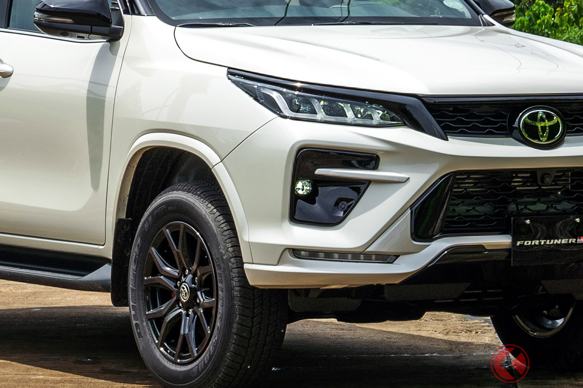 フィリピンで発表されたトヨタ「フォーチュナー GR-S」