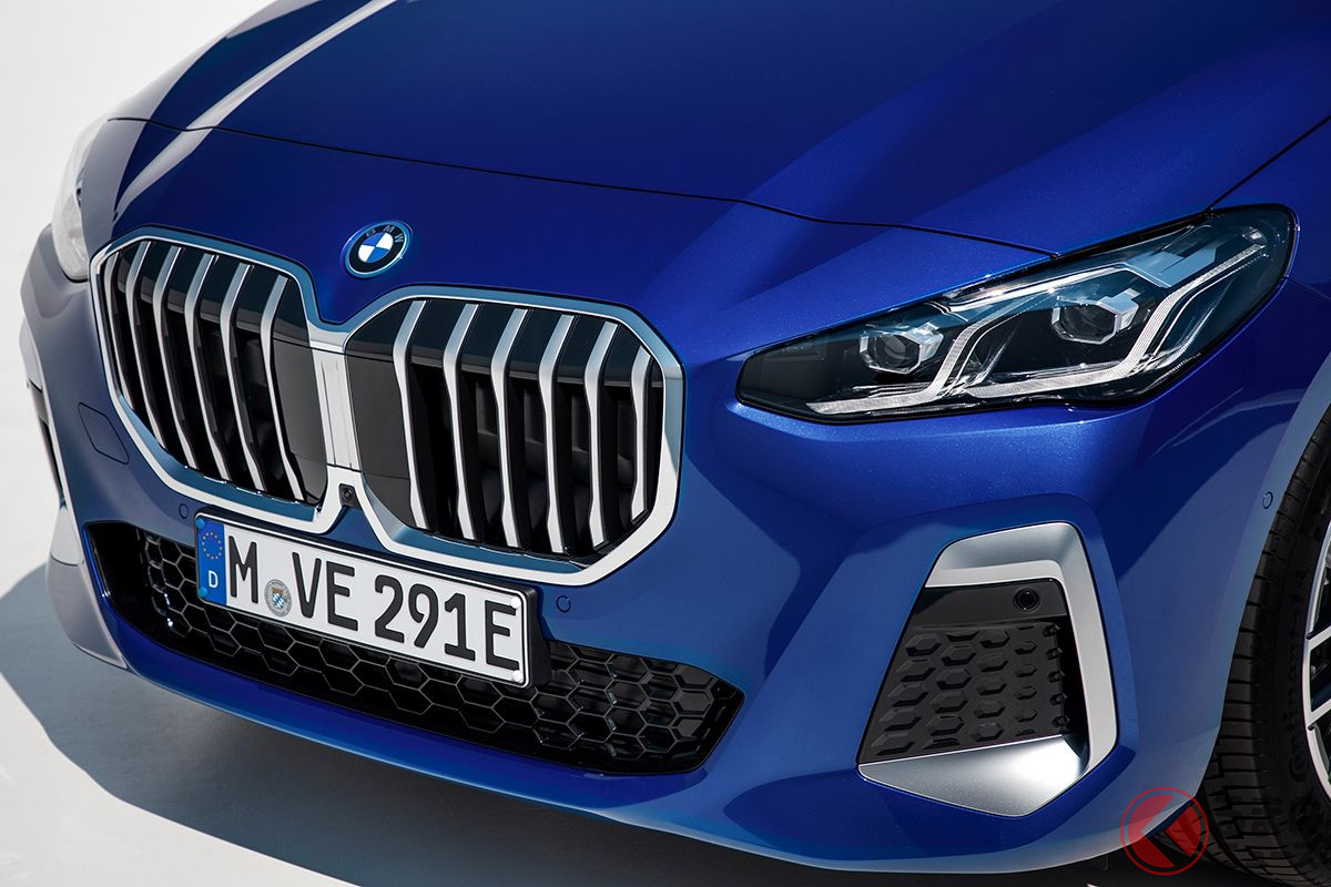 BMW新型「230e xDriveアクティブツアラー」