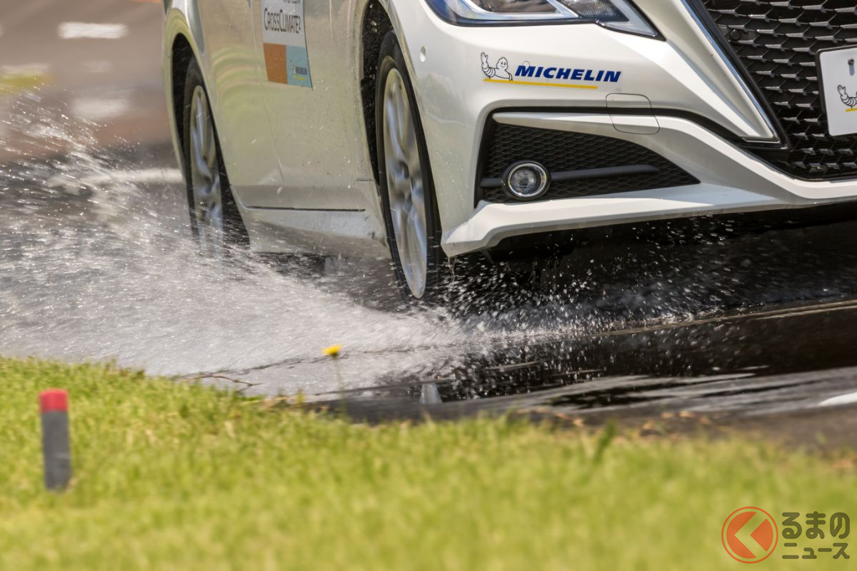 オールシーズンタイヤはウエット路にも強いがアイス路面は苦手だ