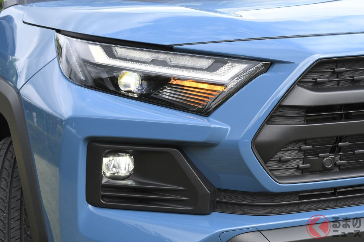 超激レア トヨタ Rav4アドベンチャーhv お披露目 謎の右ハンドル仕様を日本で発見 正体はいかに くるまのニュース 超激レア トヨタ Rav4アドベンチャーhv お披露目 謎の右ハンドル仕様を日本で発見 正体はいかに くるまのニュース