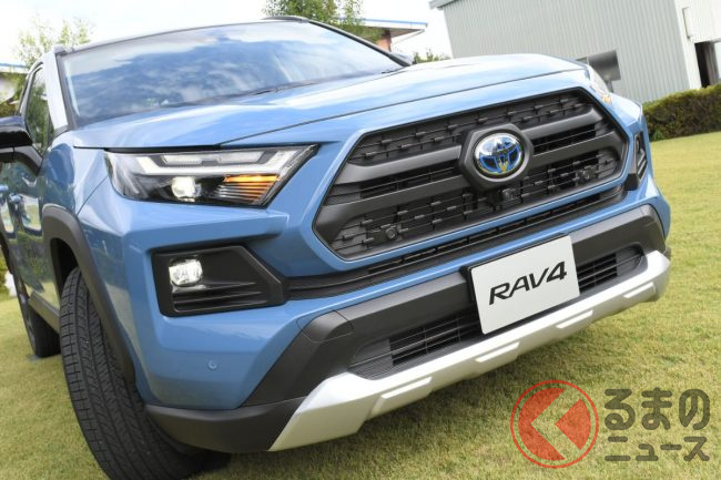 超激レア トヨタ Rav4アドベンチャーhv お披露目 謎の右ハンドル仕様を日本で発見 正体はいかに くるまのニュース 超激レア トヨタ Rav4アドベンチャーhv お披露目 謎の右ハンドル仕様を日本で発見 正体はいかに くるまのニュース
