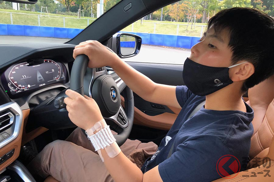 387馬力の最新bmwを子供が運転 免許が無くてもなぜ可能 U 18運転予備校 の目的とは くるまのニュース 387馬力の最新bmwを子供が運転 免許が無くてもなぜ可能 U 18運転予備校 の目的とは くるまのニュース