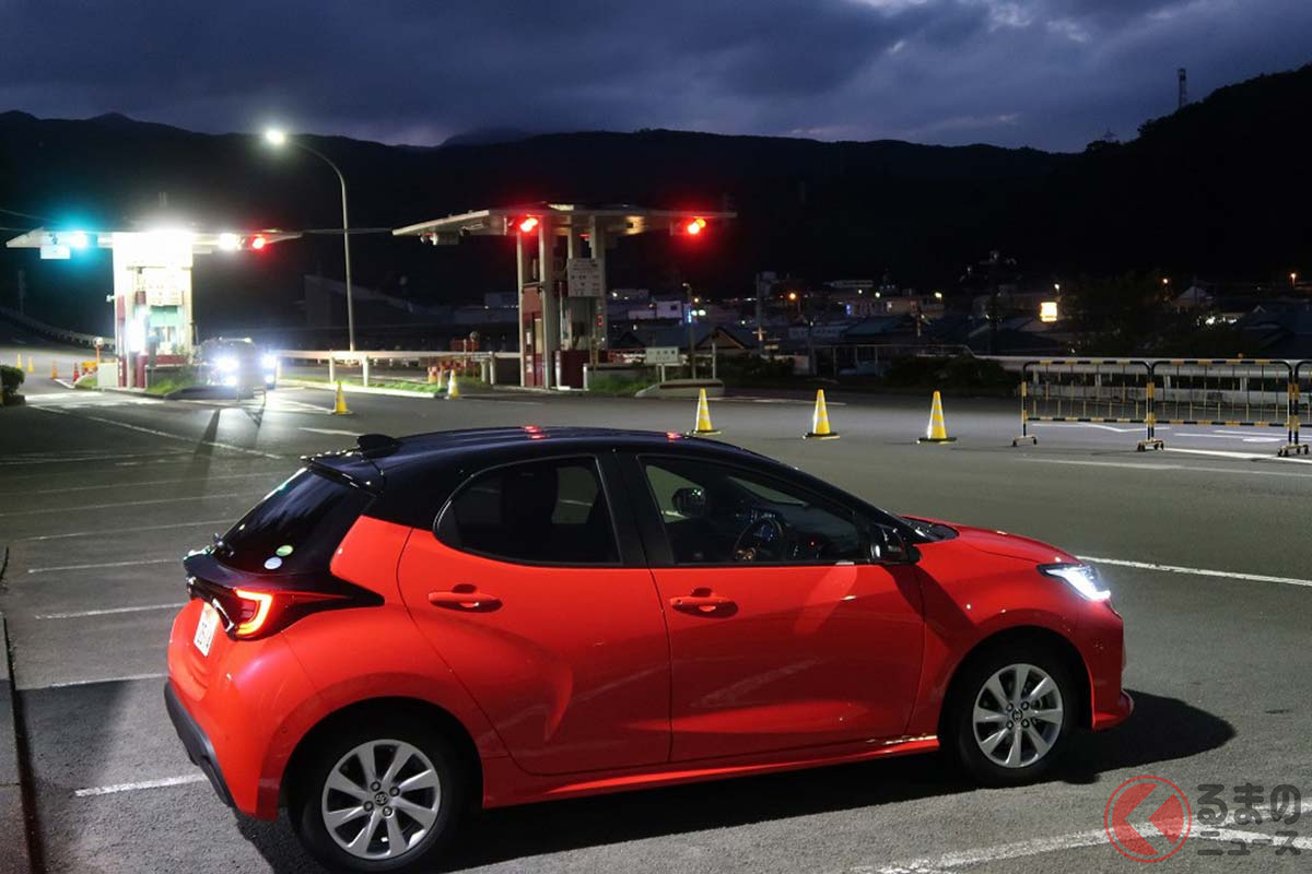 トヨタ「ヤリス ハイブリッド」