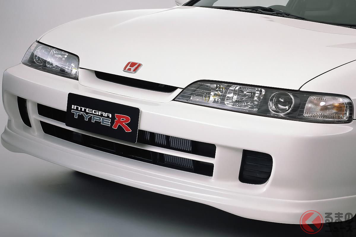 特別に仕立てられてハイパフォーマンスセダンたち