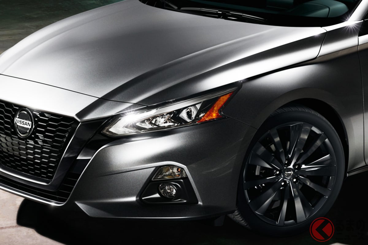 日産「アルティマ」2022年モデルで登場したミットナイトエディションパッケージ