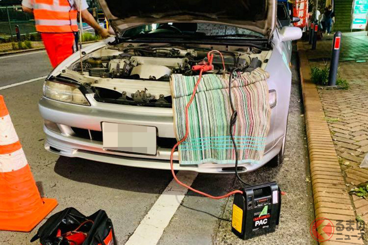 突然のバッテリー上がり…そんなとき、ロードサービスを使うことで迅速に解決する?
