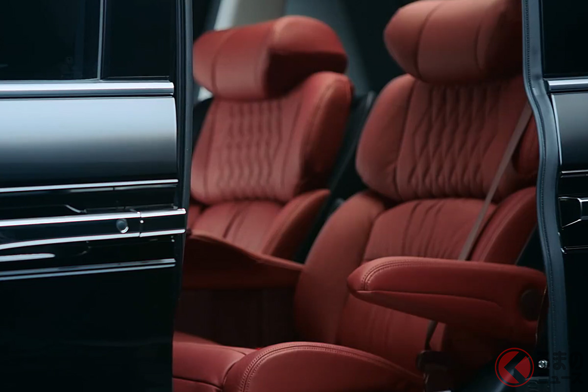 2列目には高級感漂うキャプテンシートが採用されている新型「エリシオン」(画像:東風ホンダの公式SNSより)