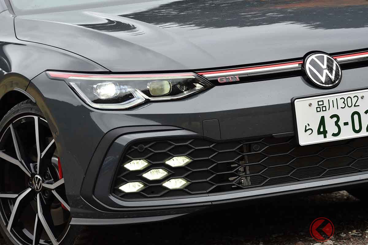 新型「ゴルフGTI」のフロントマスク