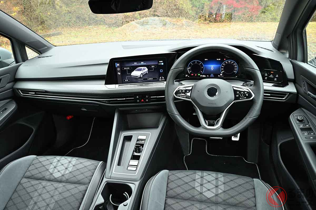 VW「ゴルフTDI R-Line」のインパネ