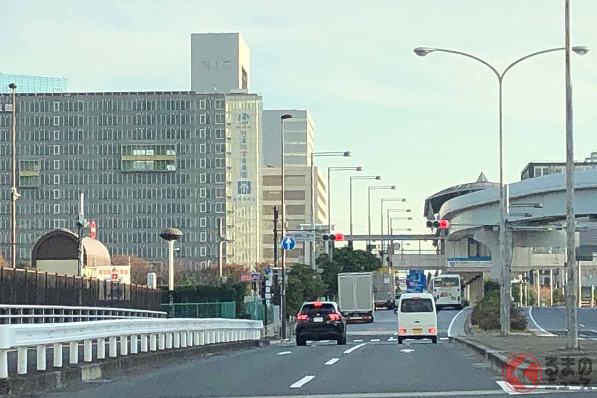 東京・お台場の道路