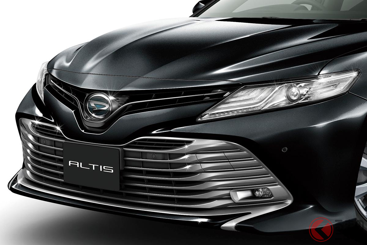 ダイハツ「アルティス」