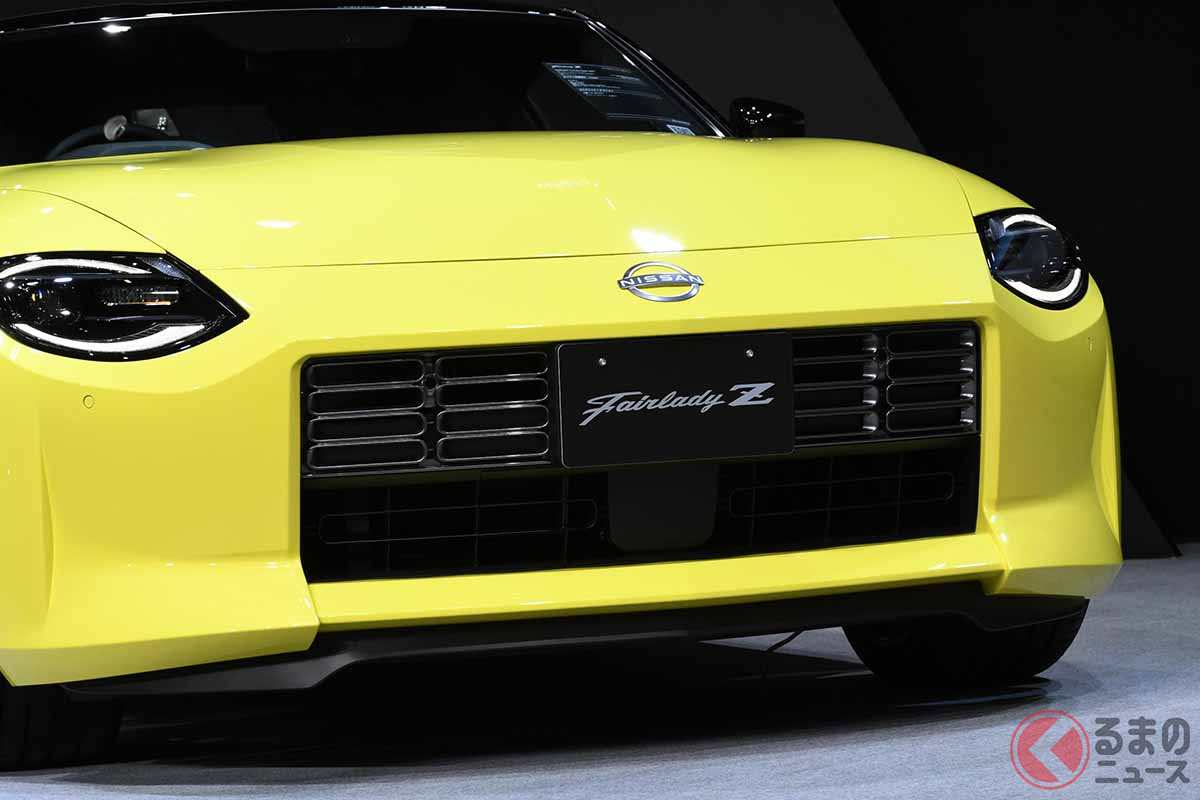 日本仕様の日産新型「フェアレディZ」が大阪オートメッセに登場!