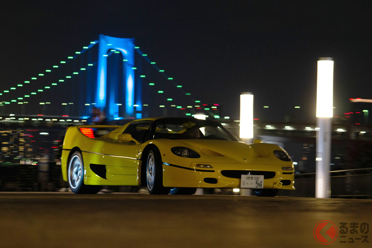 街中の私有地に駐車してあるクルマを撮影する場合には、違法行為に抵触する可能性もある。(撮影:加藤博人)