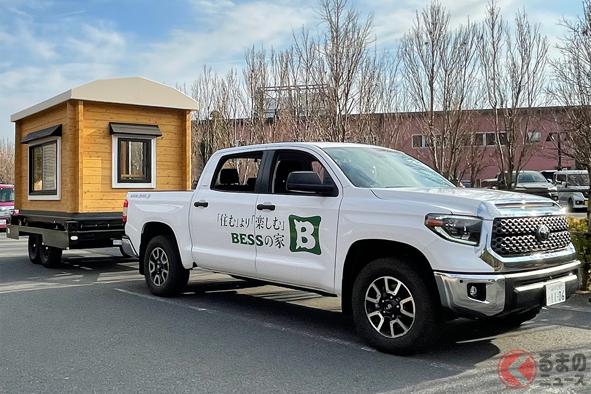 トヨタ「タンドラ」にけん引される走るログ小屋「IMAGO iter(イマーゴ イーテル)」