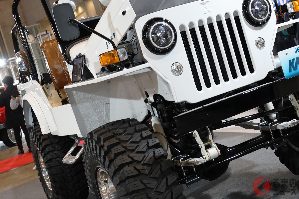 まるで新車みたい 巨大タイヤを装着の三菱 ジープ ホワイトボディが美しい 熱き想い の仕様とは くるまのニュース まるで新車みたい 巨大タイヤを装着の三菱 ジープ ホワイトボディが美しい 熱き想い の仕様とは くるまのニュース