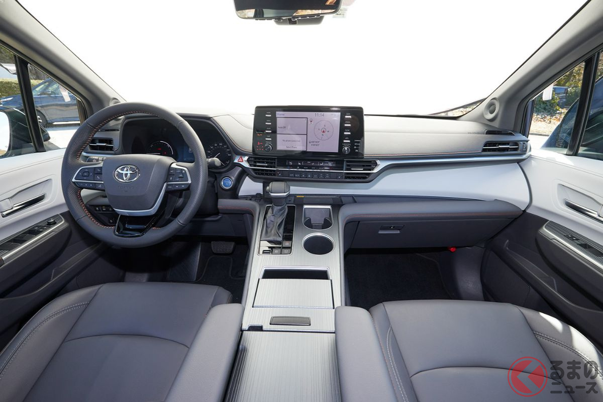 インテリアもスタイリッシュな印象を受ける「シエナ」