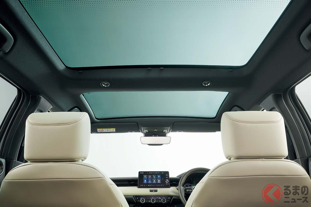 なぜサンルーフ装着車が増えた 愛煙家激減で危惧されるも増加傾向にある理由とは くるまのニュース なぜサンルーフ装着車が増えた 愛煙家激減で危惧されるも増加傾向にある理由とは くるまのニュース