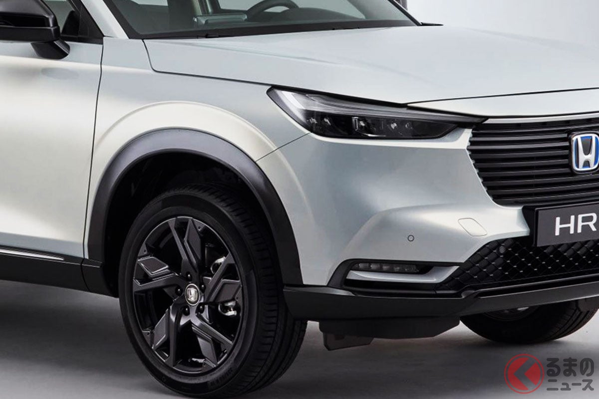 アクセサリーパック装着仕様のホンダ新型「HR-V e:HEV」(欧州仕様)