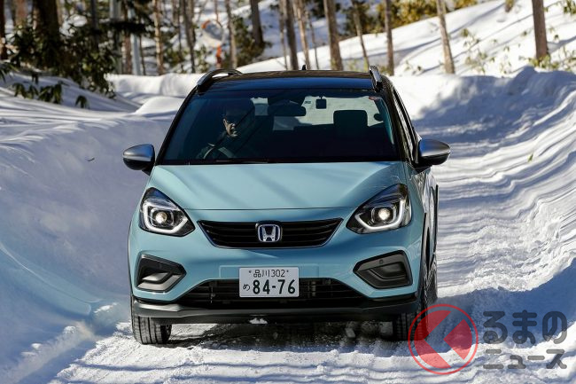 ホンダの4wdは雪道で役に立たない そんな噂を実際に フィット 4wdモデルで走って確認してみた くるまのニュース ホンダの4wdは雪道で役に立たない そんな噂を実際に フィット 4wdモデルで走って確認してみた くるまのニュース