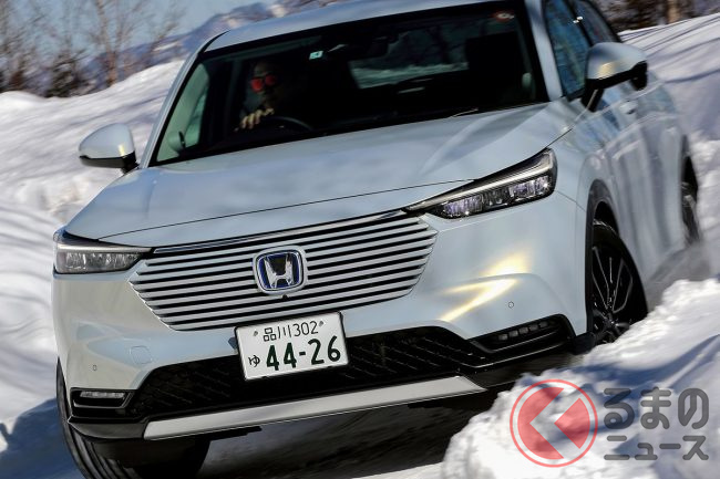 ホンダの4wdは走ってホントに楽しいの 雪道走行でわかった ヴェゼル と Cr V の操作性の違いとは くるまのニュース ホンダの4wdは走ってホントに楽しいの 雪道走行でわかった ヴェゼル と Cr V の操作性の違いとは くるまのニュース