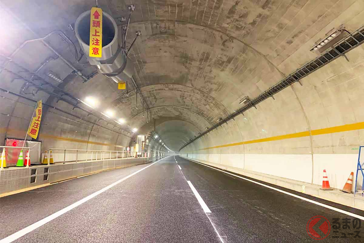 建設が進む新東名高速の羽根トンネル(2022年1月撮影、画像:NEXCO中日本)