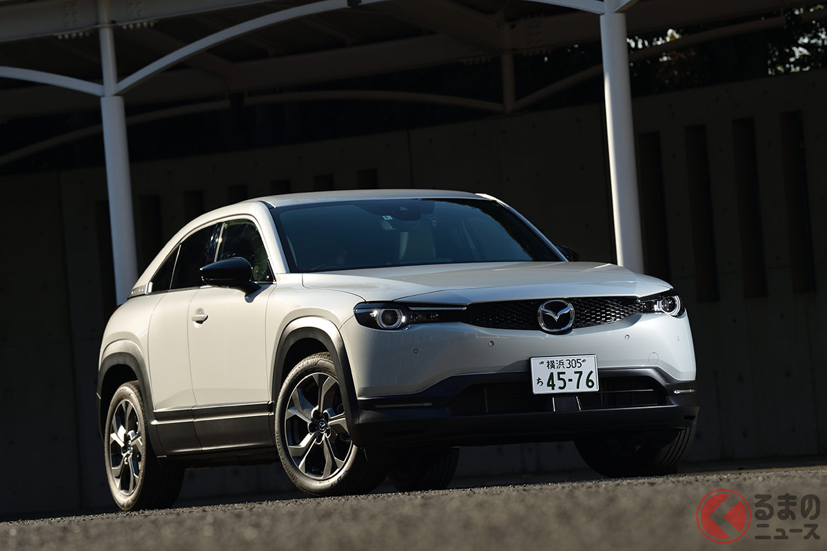 マツダ初の量産EV新型「MX-30 EV MODEL」。今後、電動化を進めると共に、ディーゼルエンジンの改良も継続する。