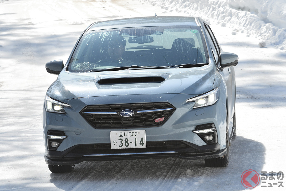 スバル新型「レヴォーグ」(グレードは「STIスポーツEX」)