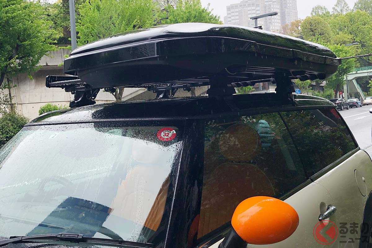 車の屋根が収納スペースに変身 便利な ルーフボックス には意外な落とし穴も くるまのニュース 車の屋根が収納スペースに変身 便利な ルーフボックス には意外な落とし穴も くるまのニュース