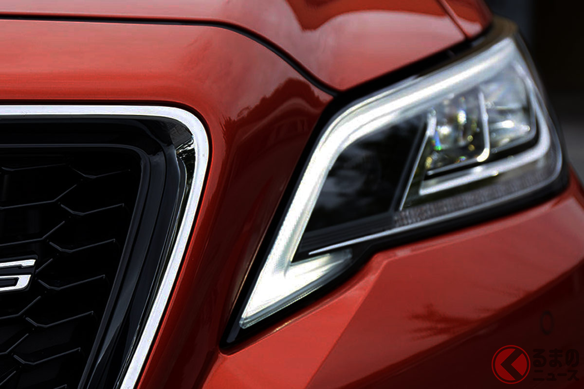 デイライトを採用するモデルが増えてきた(画像:トヨタ「クラウン」)