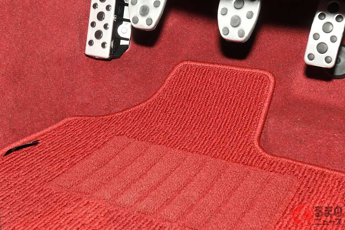 実は「フロアマット」はけっこう汚れている!