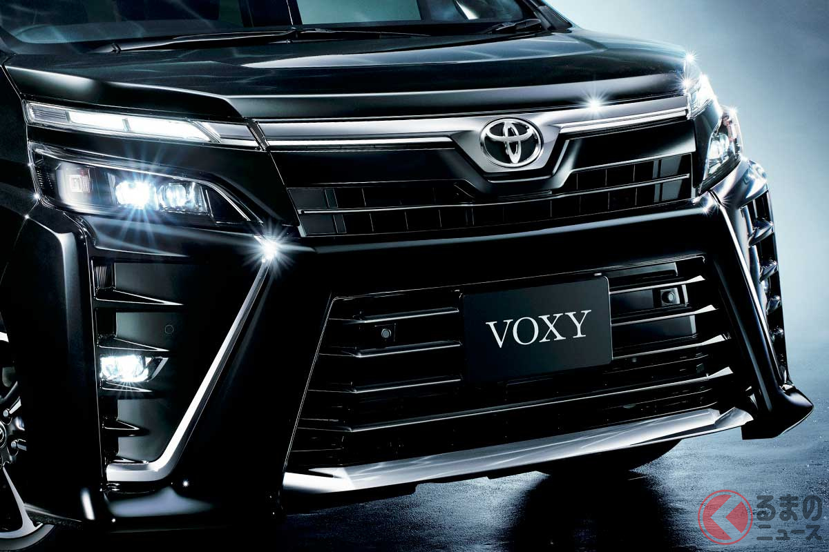 ヤンチャな雰囲気が漂うトヨタ「ヴォクシー 煌 III」
