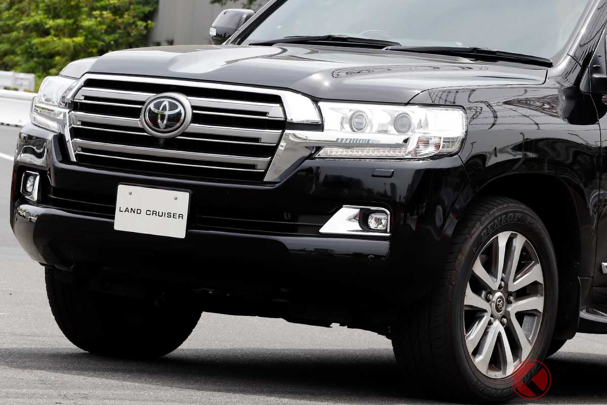 M+Sタイヤを純正装着するトヨタ「ランドクルーザー」
