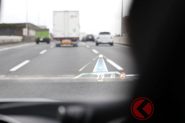 目障り 便利 クルマの ヘッドアップディスプレイ 使ってわかった と くるまのニュース 目障り 便利 クルマの ヘッドアップディスプレイ 使ってわかった と くるまのニュース