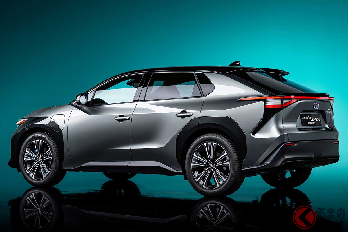 上海モーターショー2021で世界初公開されたトヨタ「bZ4Xコンセプト」