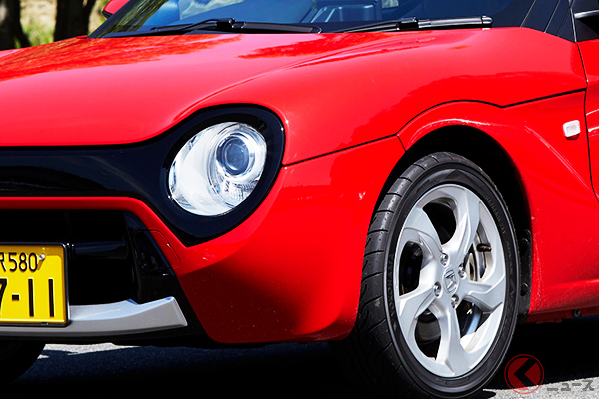 「S660 Neo Classic KIT」が装着されたホンダ「S660」