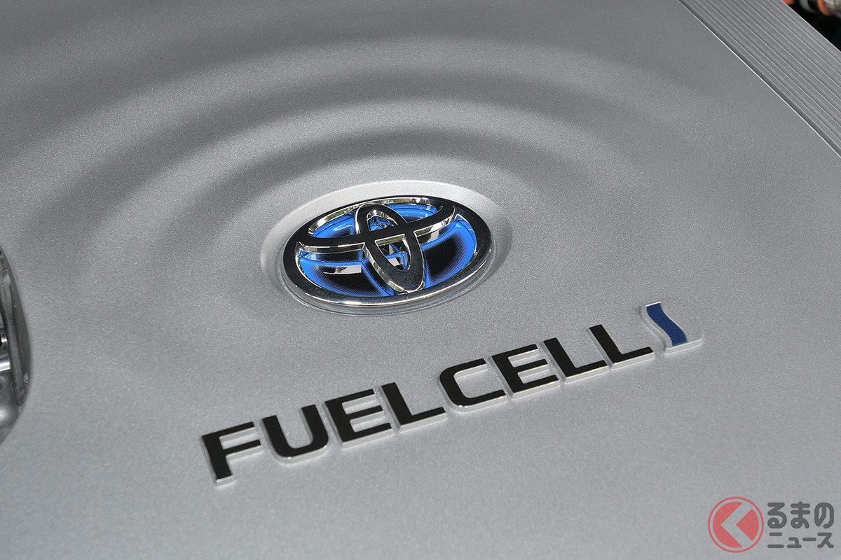 水素エンジンには、燃料電池車（FCV）の「MIRAI」の技術が水平展開されている