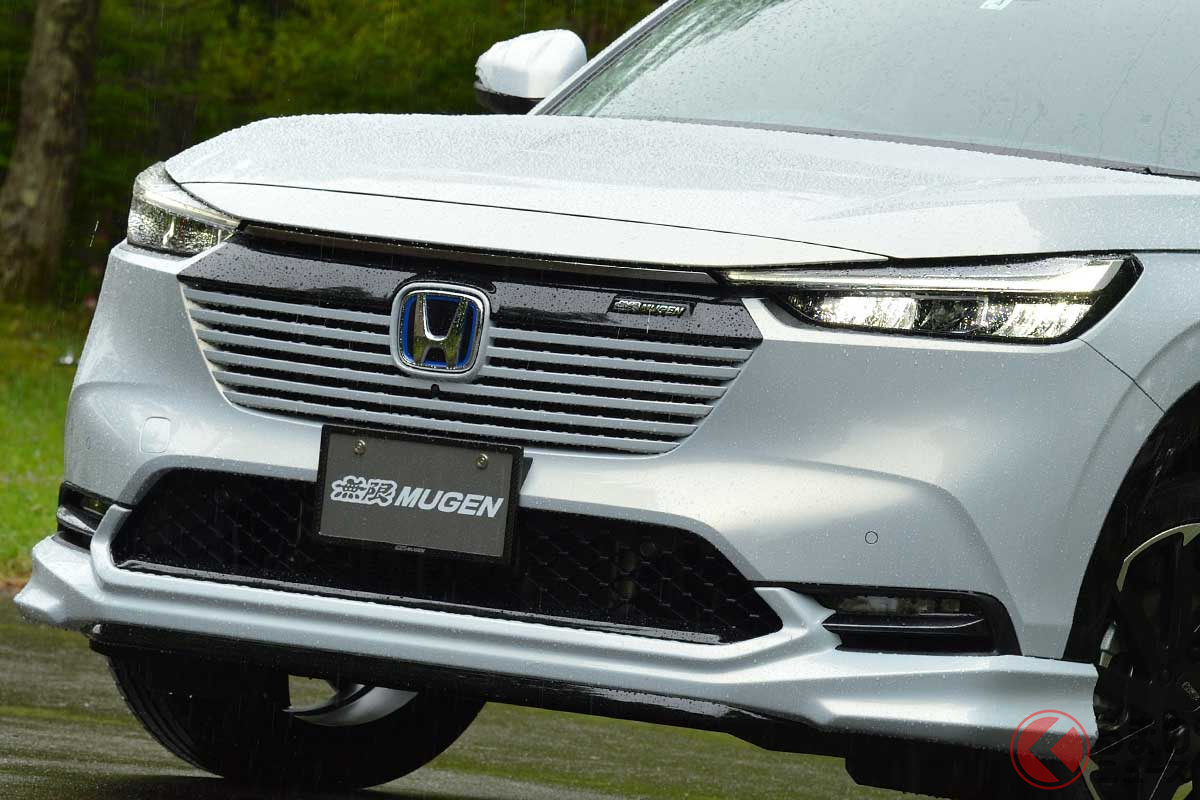 スポーティなカスタムを施した無限の新型ヴェゼル