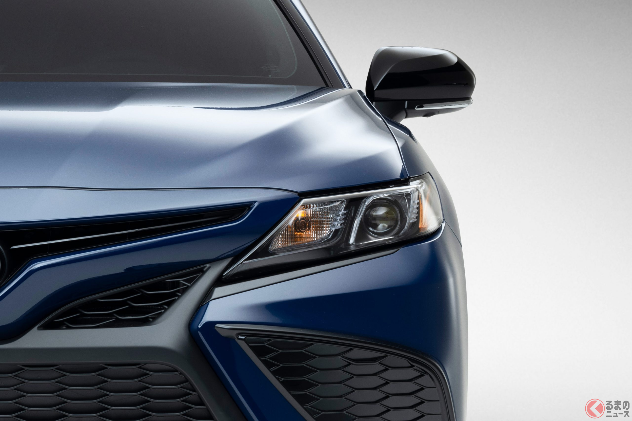 ブラックアウトされたフロントフェイスがカッコいい! 米国トヨタが発表した「カムリ ナイトシェードスペシャルエディション」