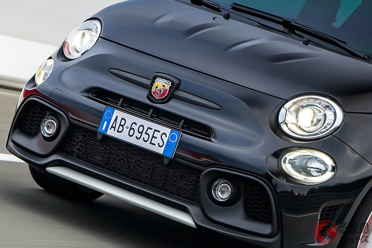 最高出力180馬力を誇り旋回性能も向上したアバルト最新の限定車「695エッセエッセ」
