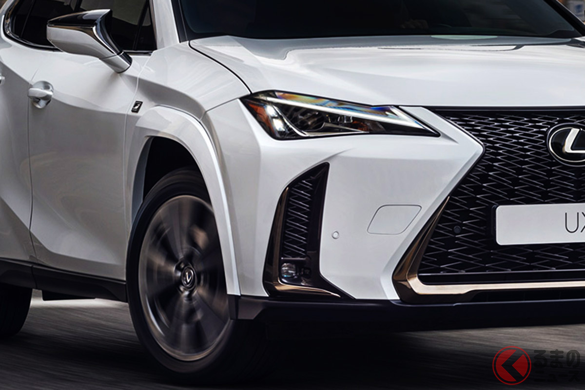 米国仕様のレクサス「UX」(2023年仕様)