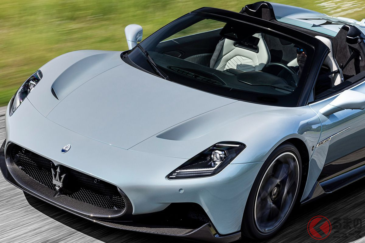 跳ね上げドアがカッコいい マセラティ Mcチェロ 世界初公開 最高時速3 の最速オープンスーパーカー くるまのニュース 跳ね上げドアがカッコいい マセラティ Mcチェロ 世界初公開 最高時速3 の最速オープンスーパーカー くるまのニュース